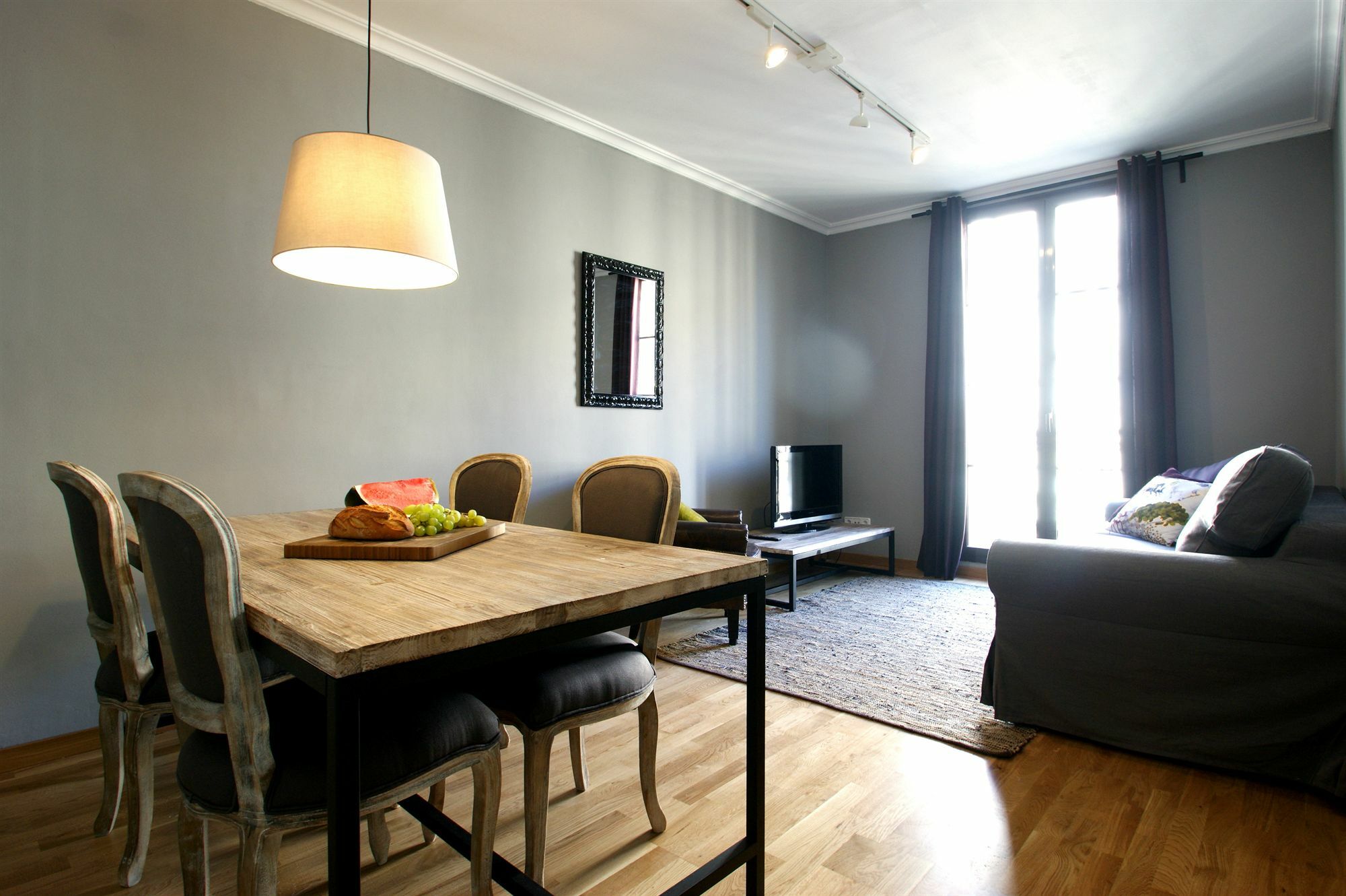 Short Stay Group Paseo De Gracia Serviced Apartments ברצלונה מראה חיצוני תמונה
