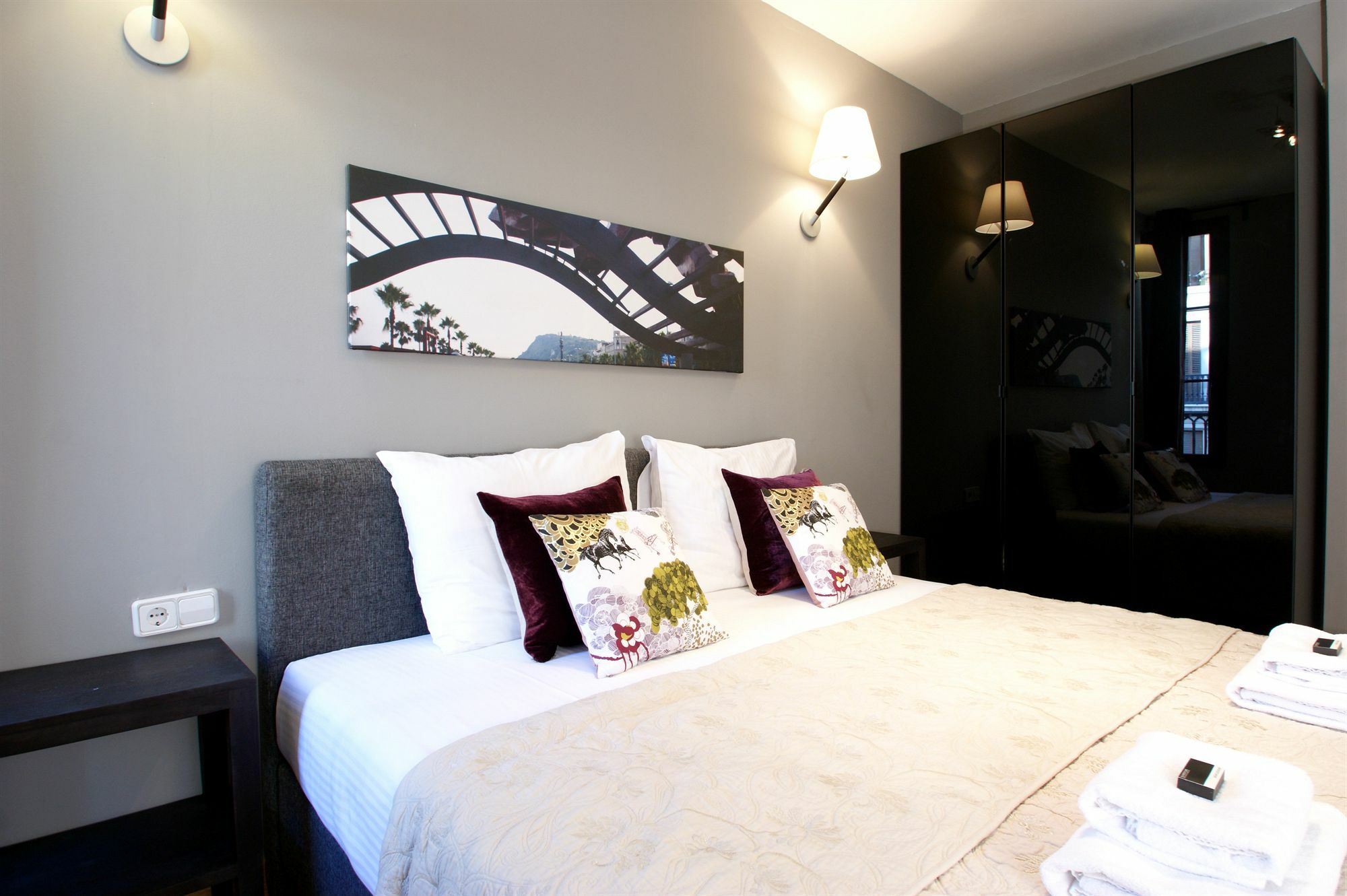 Short Stay Group Paseo De Gracia Serviced Apartments ברצלונה מראה חיצוני תמונה